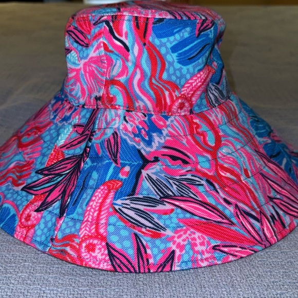 Lilly Pulitzer Bucket Hat - Picture 2 of 4